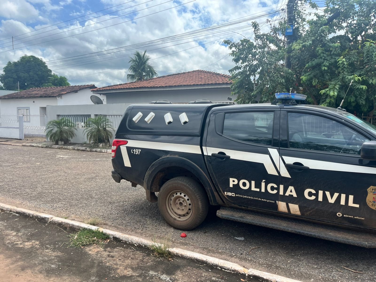 Polícia Civil cumpre dois mandados de busca e apreensão em Rosário Oeste