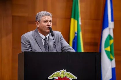 Deputado Valmir Moretto articula na ALMT recuperação de estrada vicinal no Pantanal de Cáceres