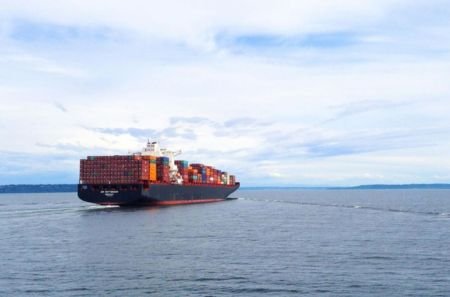 EUA anunciam horário em que vão bloquear Estreito de Ormuz, nesta segunda-feira (13)