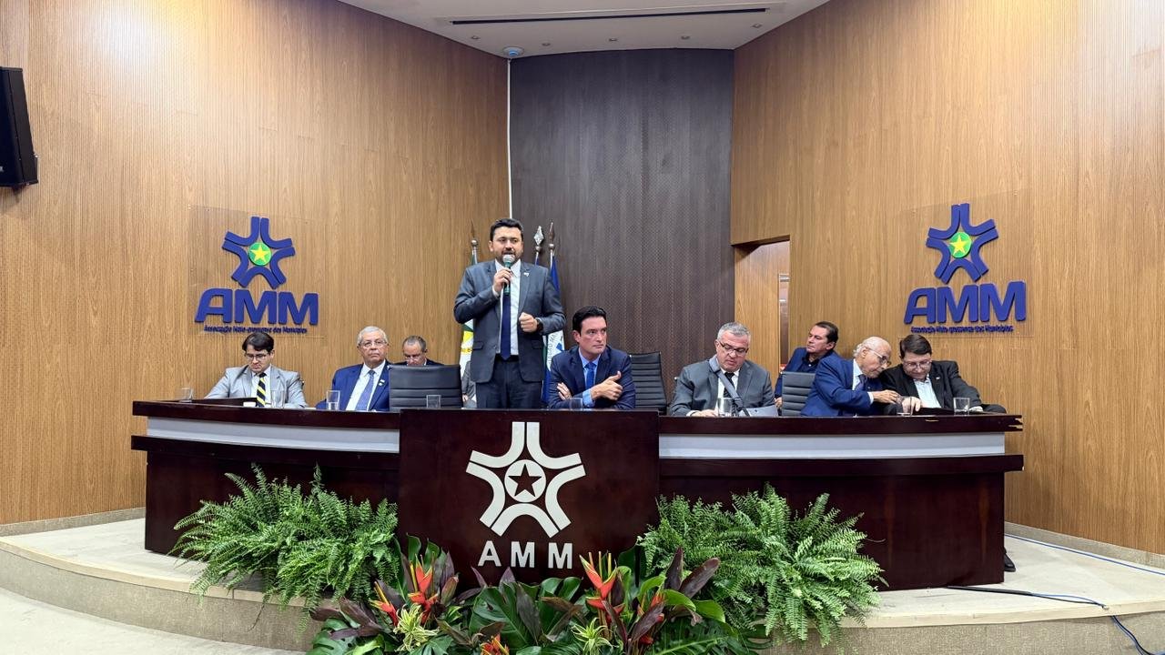 Maninho assume comando da AMM e reforça compromisso com os municípios de Mato Grosso