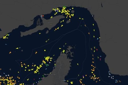 Trump diz que navios que passarem por Ormuz serão destruídos; Irã diz que ação é 'pirataria'