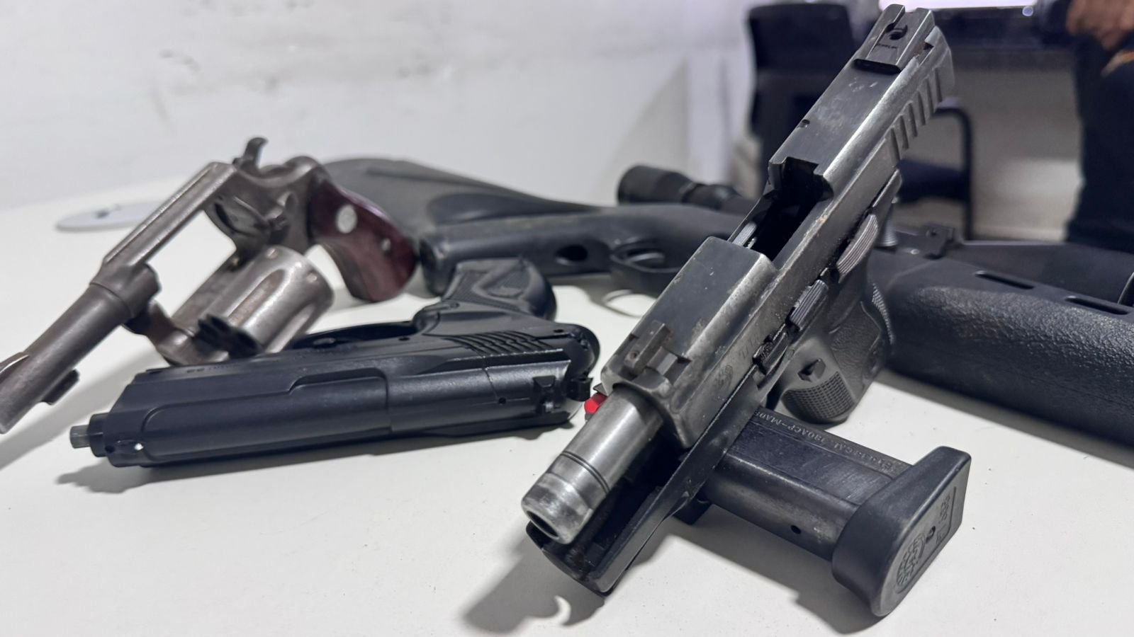 Polícia Militar localiza três suspeitos de sequestrarem empresário em Carlinda e apreende armas de fogo