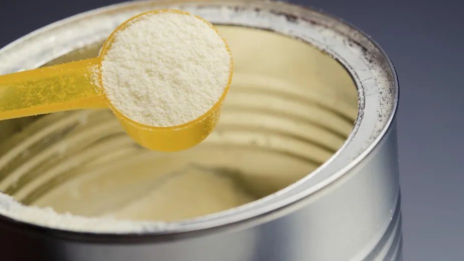 Barrado: Reconstituição de leite em pó importado é proibida por Comissão de Agricultura