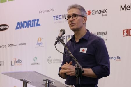 Zema diz que que há corrupção na direita e que PL tem 'frutas podres'