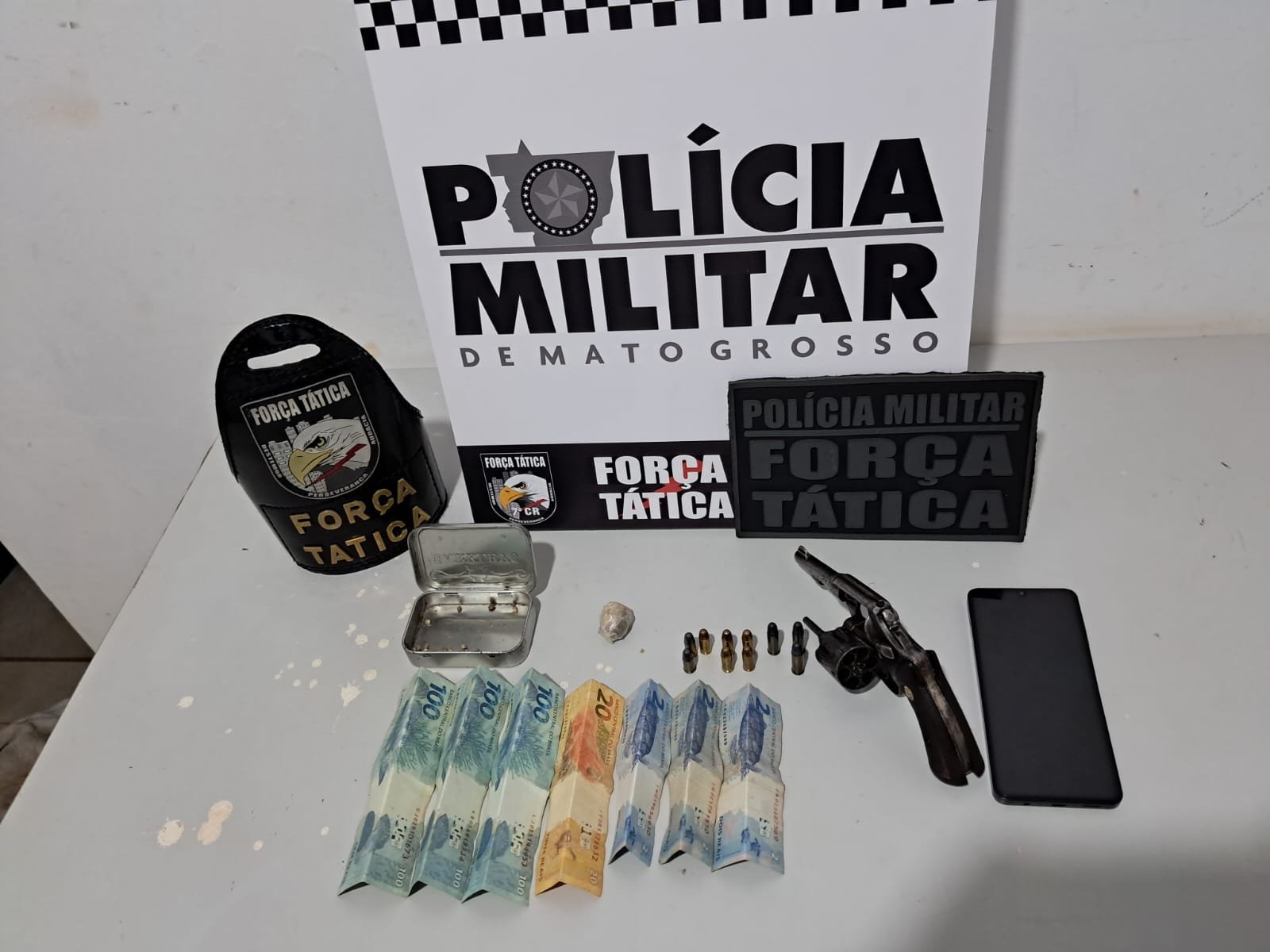 Força Tática prende faccionado por porte ilegal de arma de fogo em Tangará da Serra