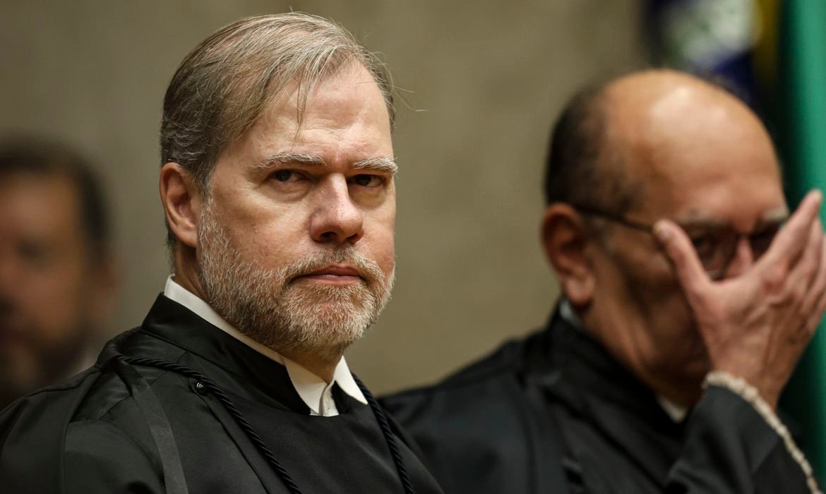 Toffoli diz que relatório da CPI é "aventureiro" e para obter votos