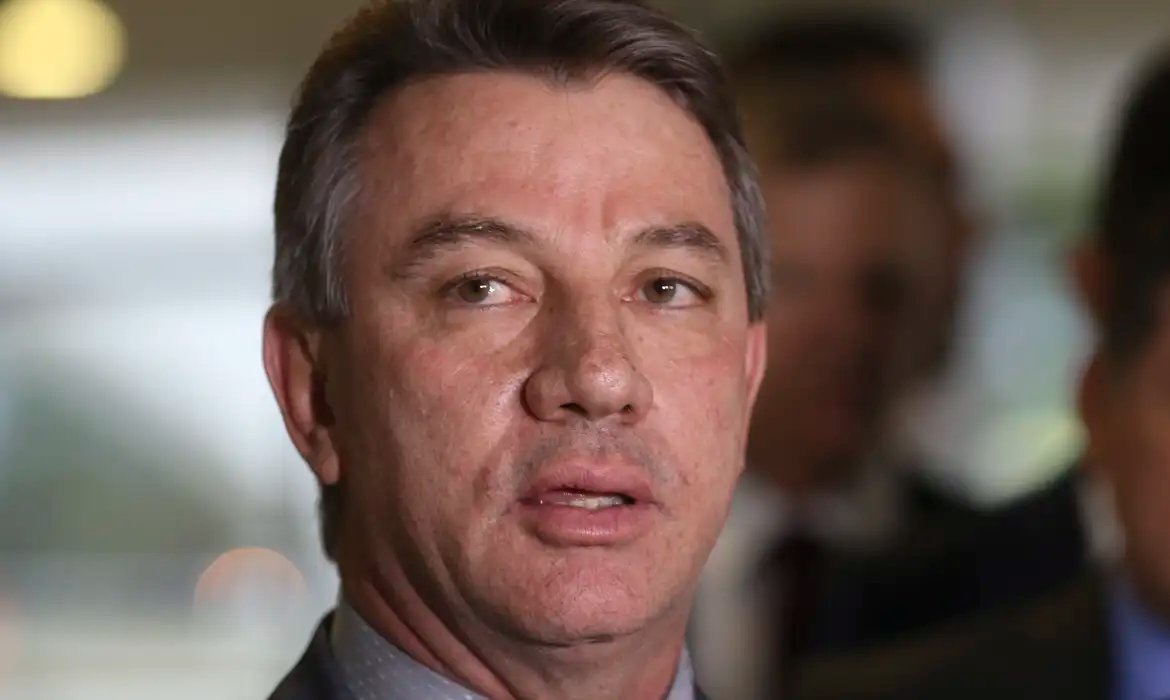 TSE adia conclusão de julgamento que pode cassar governador de Roraima