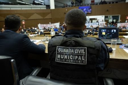 Câmara de BH pode votar três projetos voltados à Guarda Municipal nesta quarta-feira