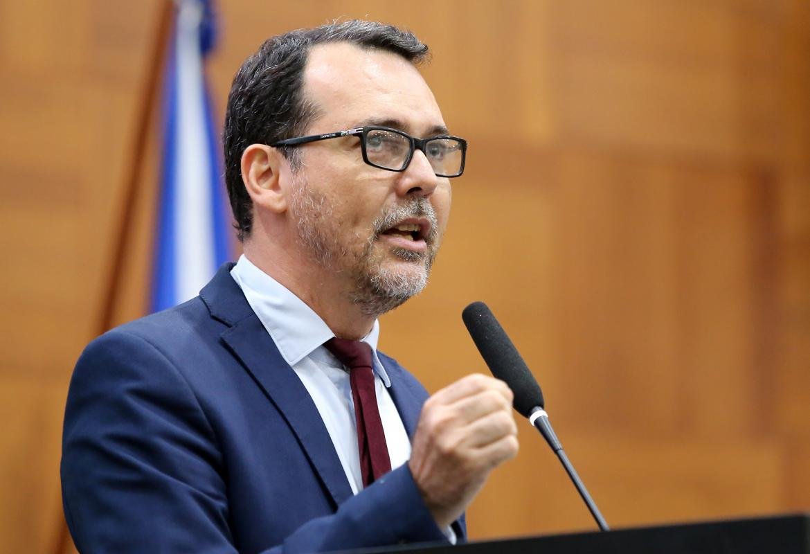 “Prefeito TikTok”: Lúdio Cabral faz duras críticas à gestão de Abílio em Cuiabá